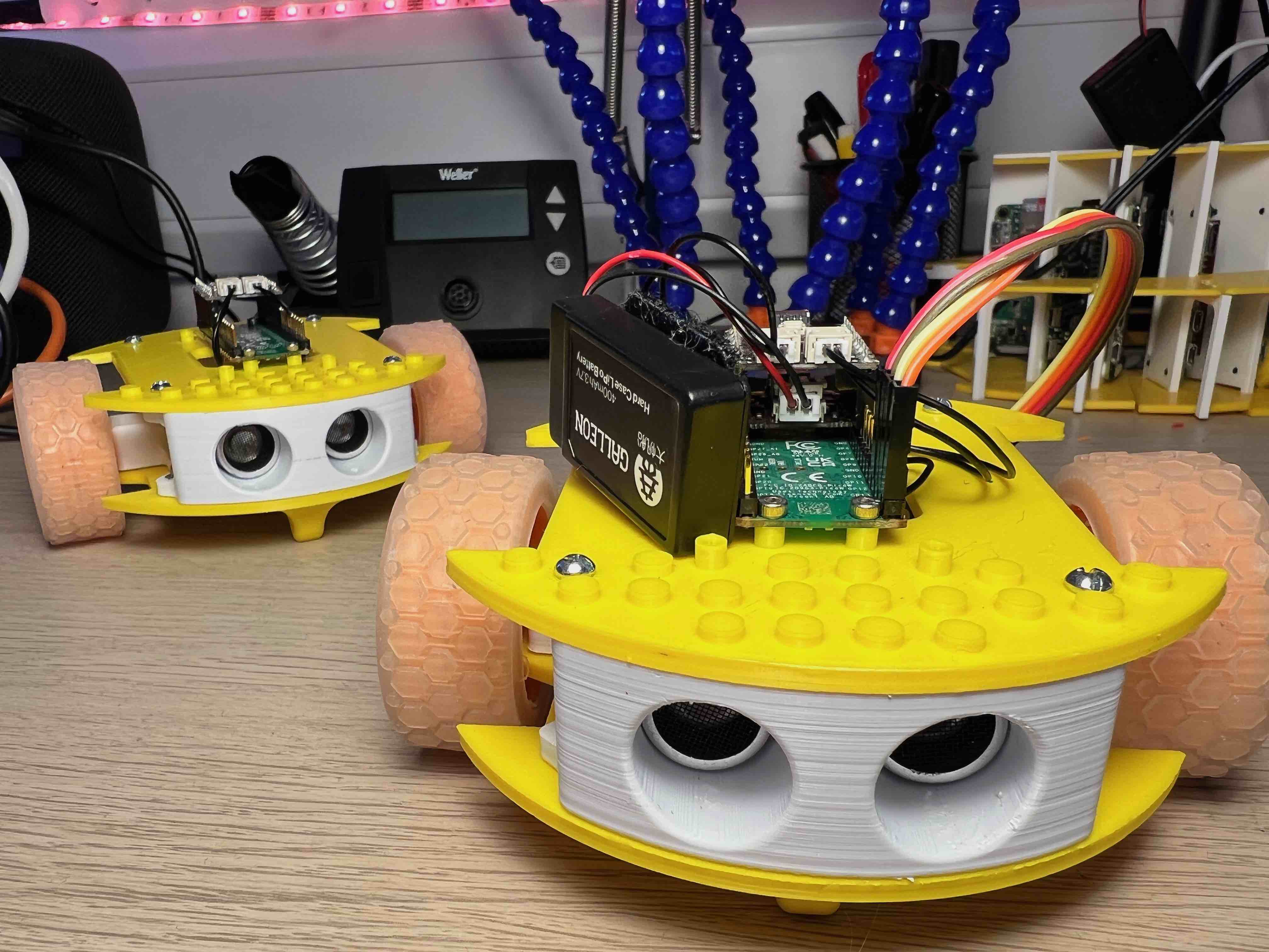 BurgerBot - a simple 3D Printable Robot