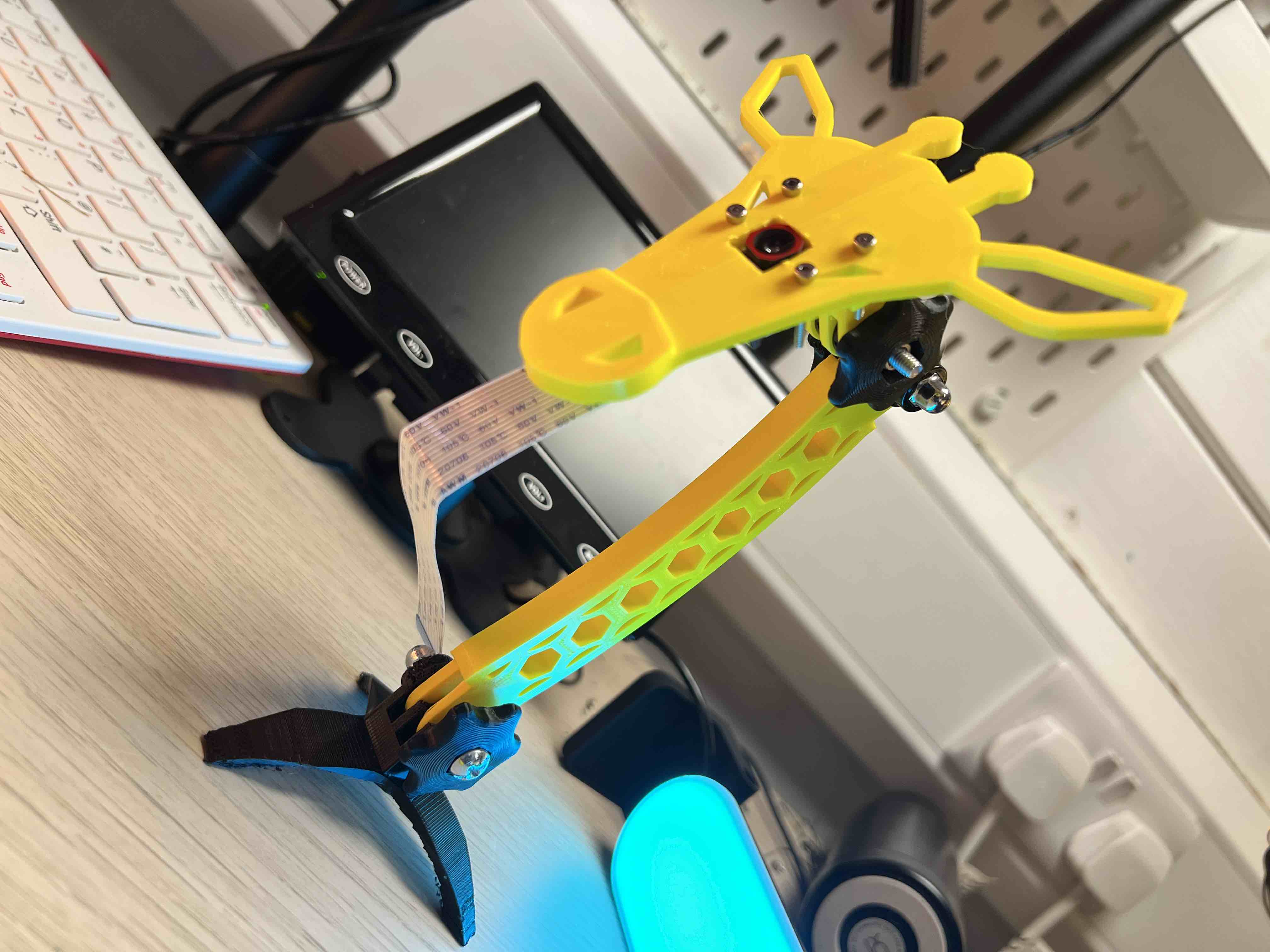 Giraffe Stand